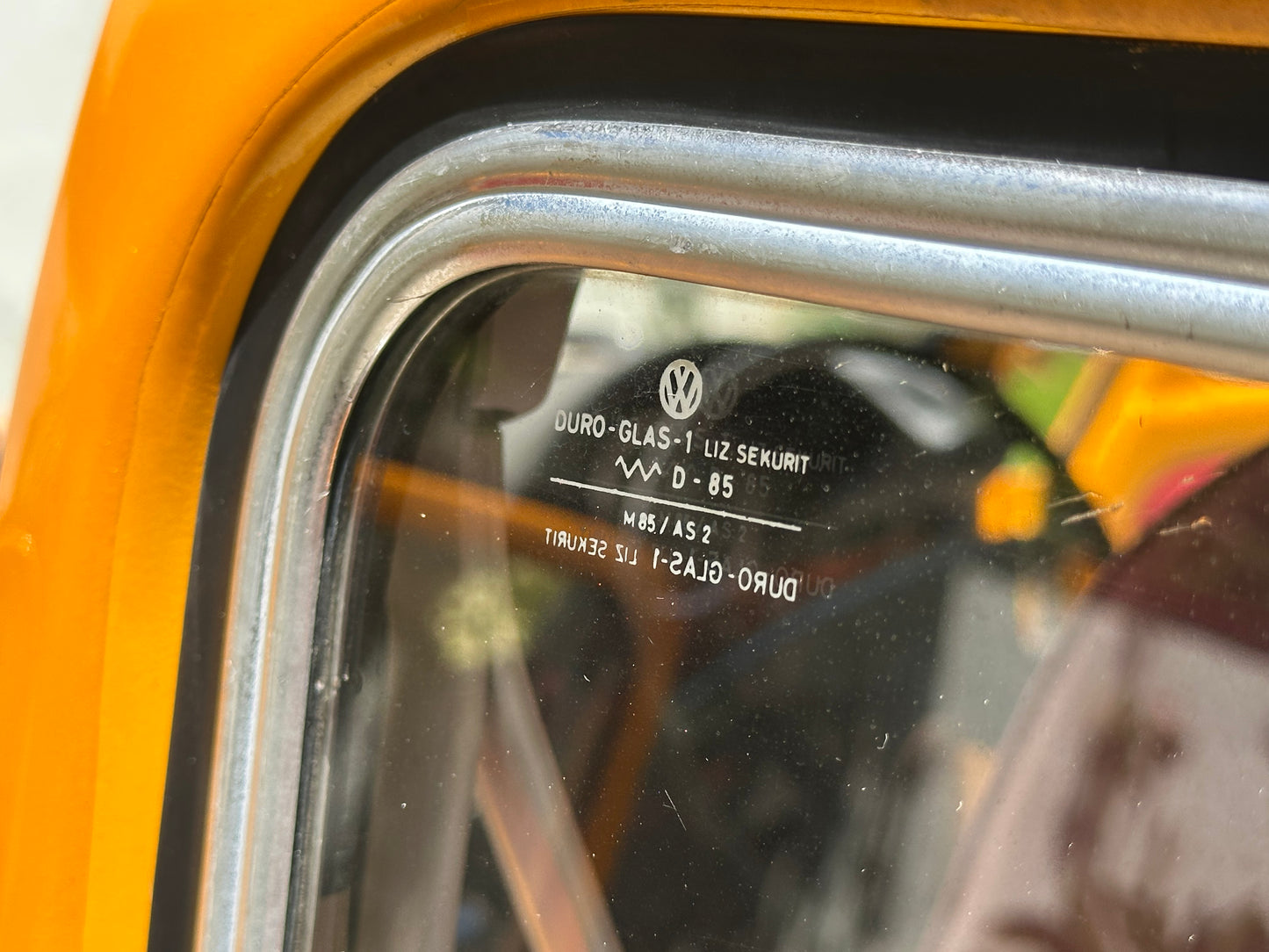 1975 Volkswagen Super Beetle 1303S 🇱🇰