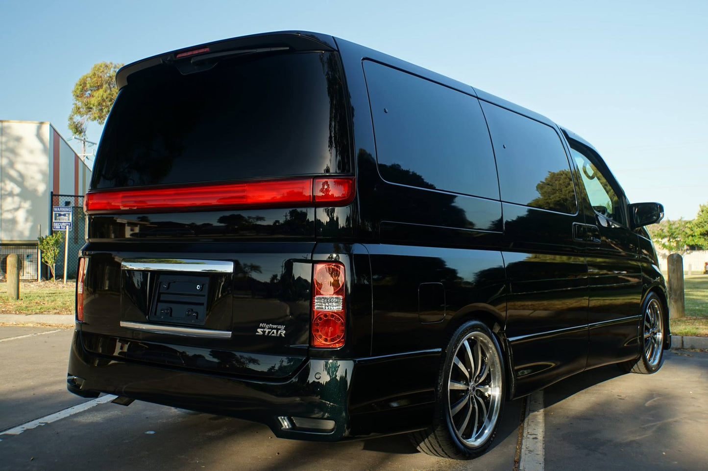2007 Nissan Elgrand Highway Star