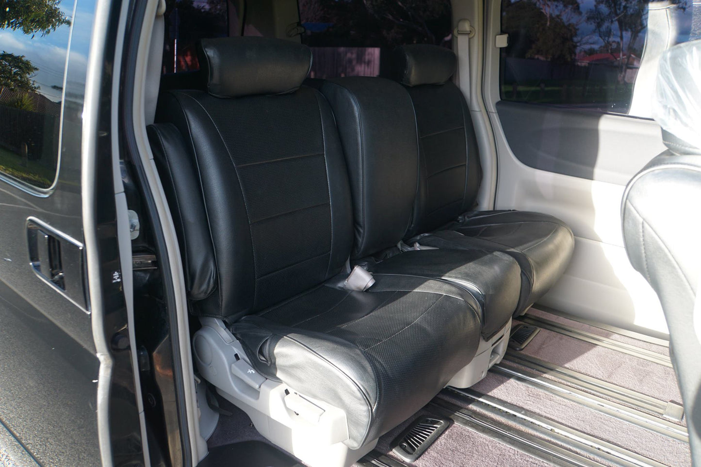 2004 Nissan Elgrand Rider S E51