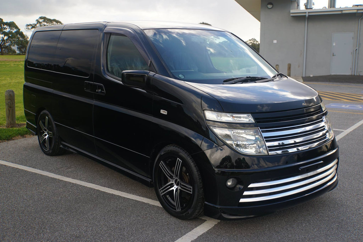 2004 Nissan Elgrand Rider S E51
