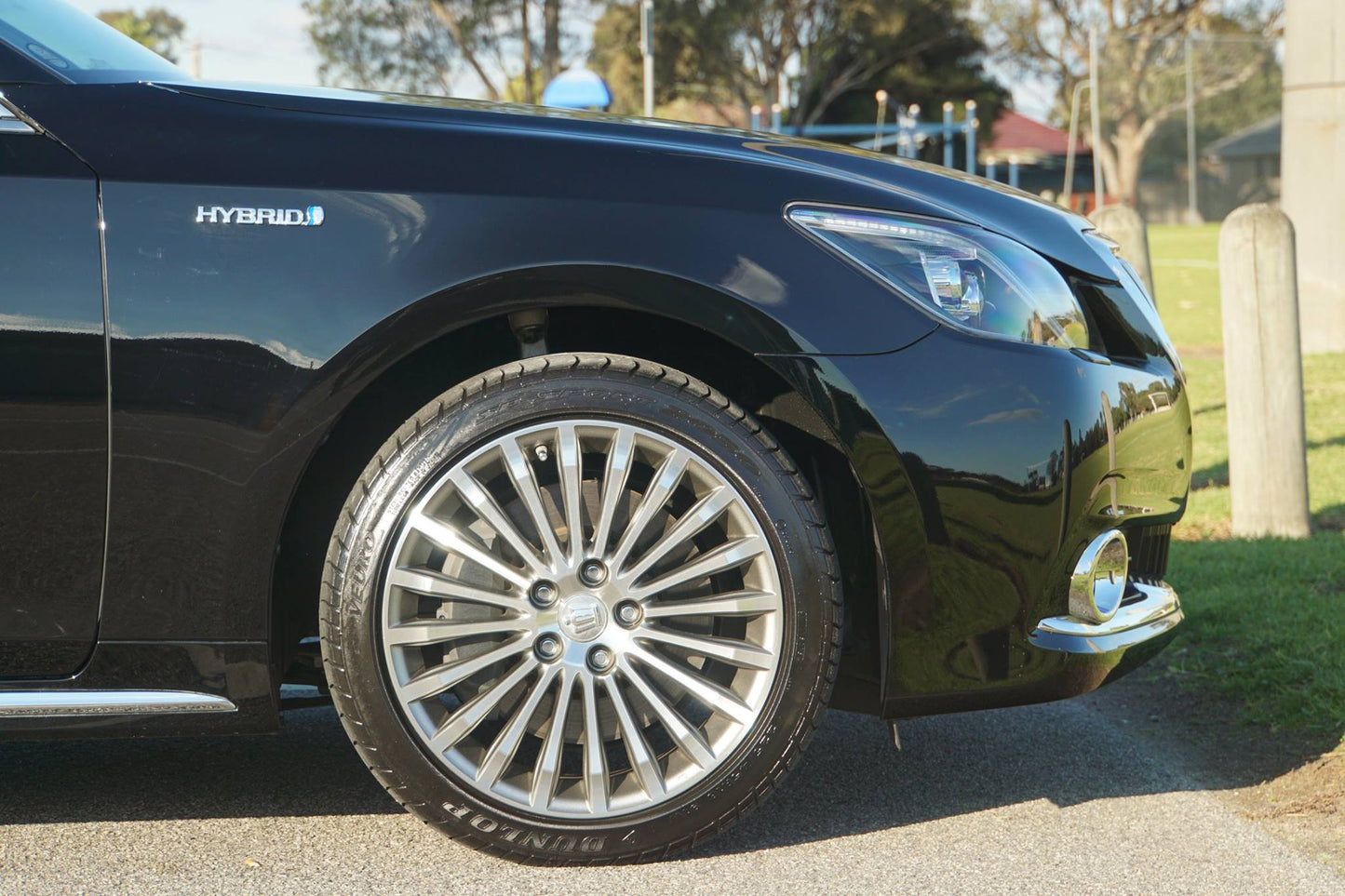 2016 Toyota Crown Majesta F Version